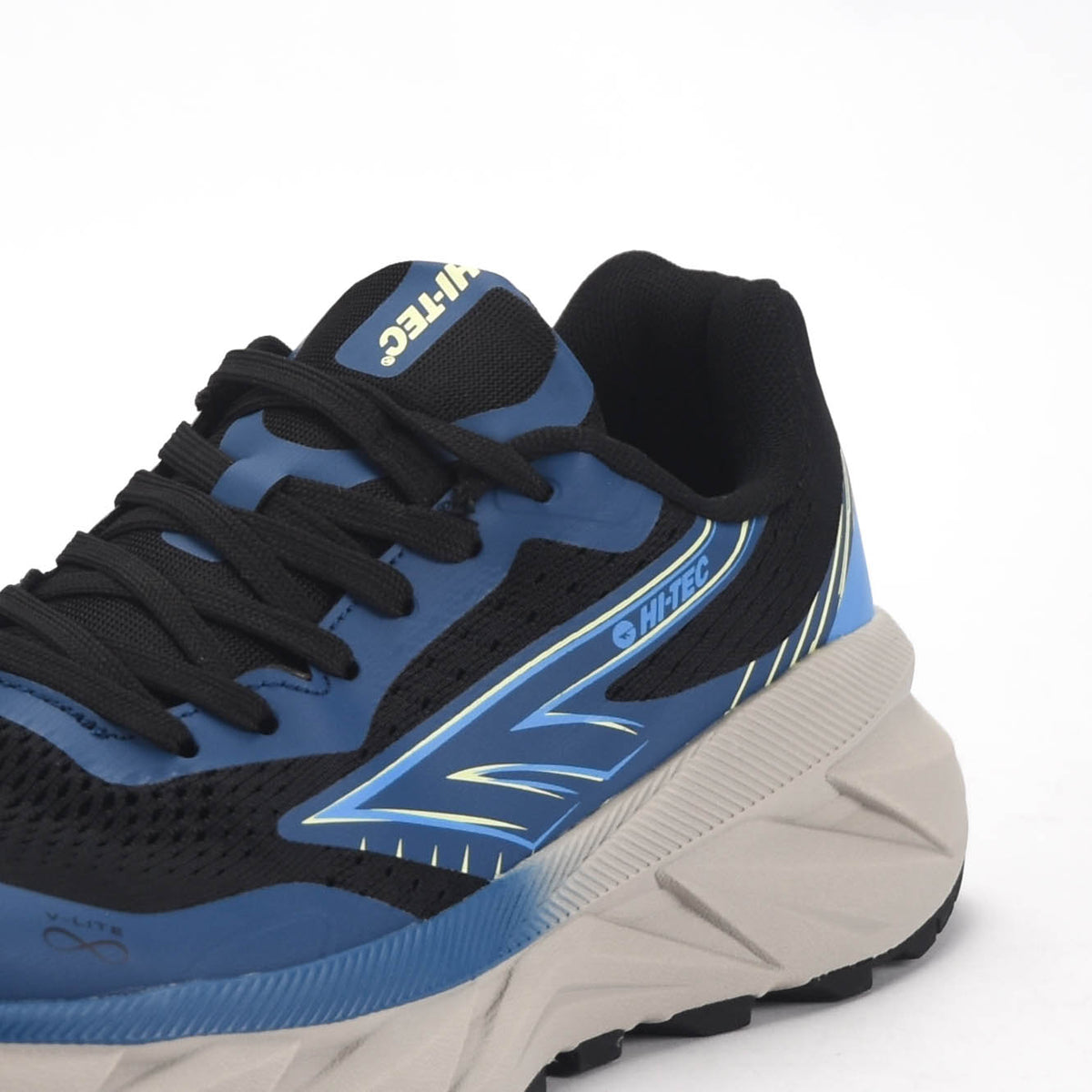 Hi-Tec Dhlinza S015015 | Chaussures Outdoor Femme – خفة، راحة وأداء